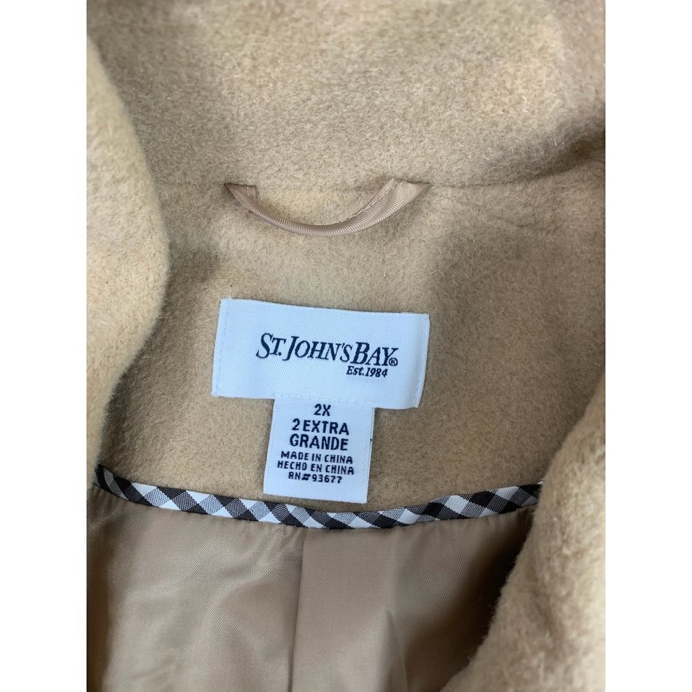 St. John’s Bay Women’s Tan Coat - Picture 3 of 6